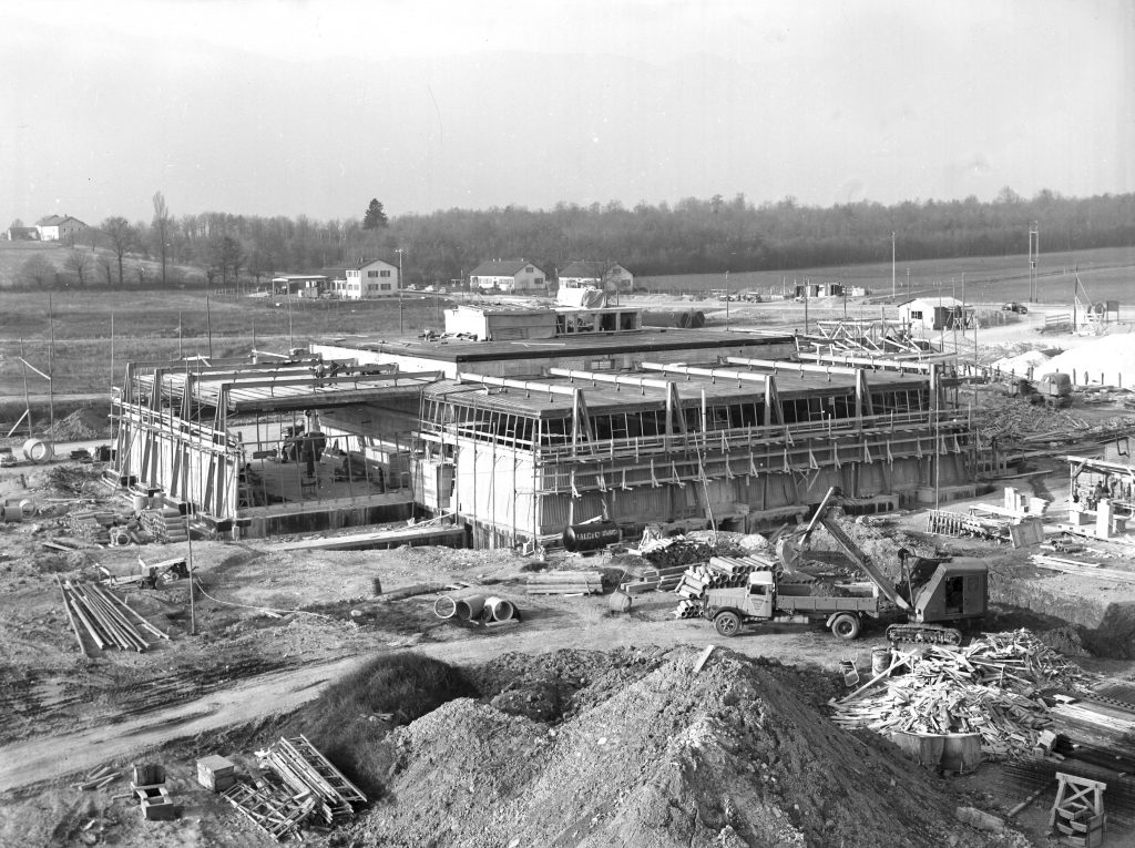 Synchrocyclotron building in November 1955, during its construction. (Image: CERN)